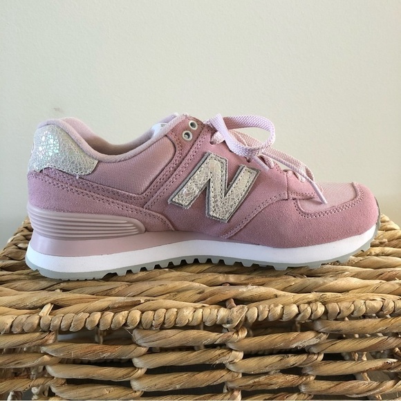 New Balance 574 Light Pink Shattered Pearl Lace Up Sneakers 6.5 - Picture 8 of 8